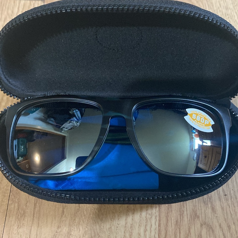 Costa Spearo XL Polarized Sunglasses NWT